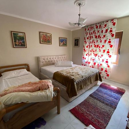 Kruja Shared Apartment Exteriör bild